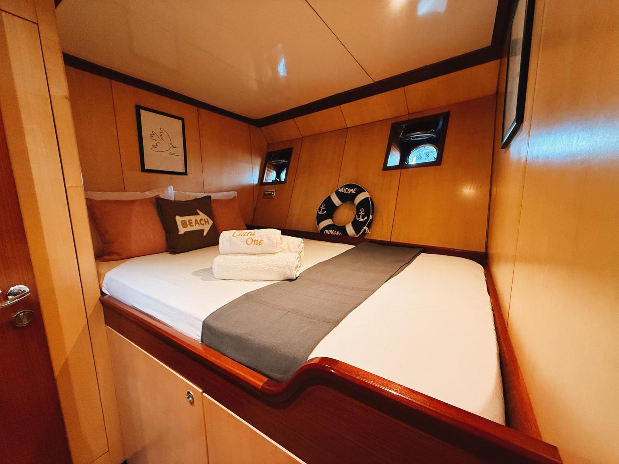 Yacht Clara One 32m Luxe *