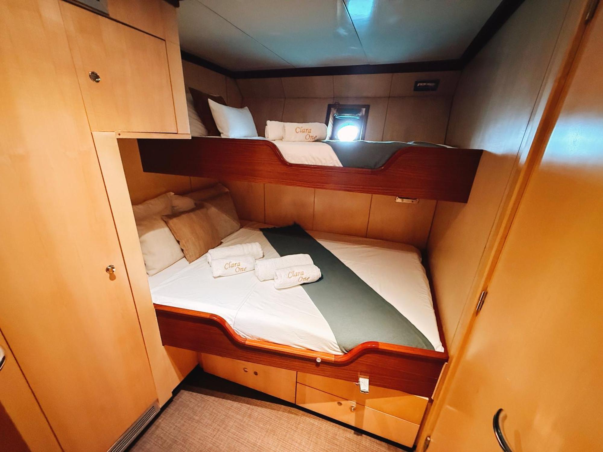 Hotel en barco Yacht Clara One 32m Luxe Marsella